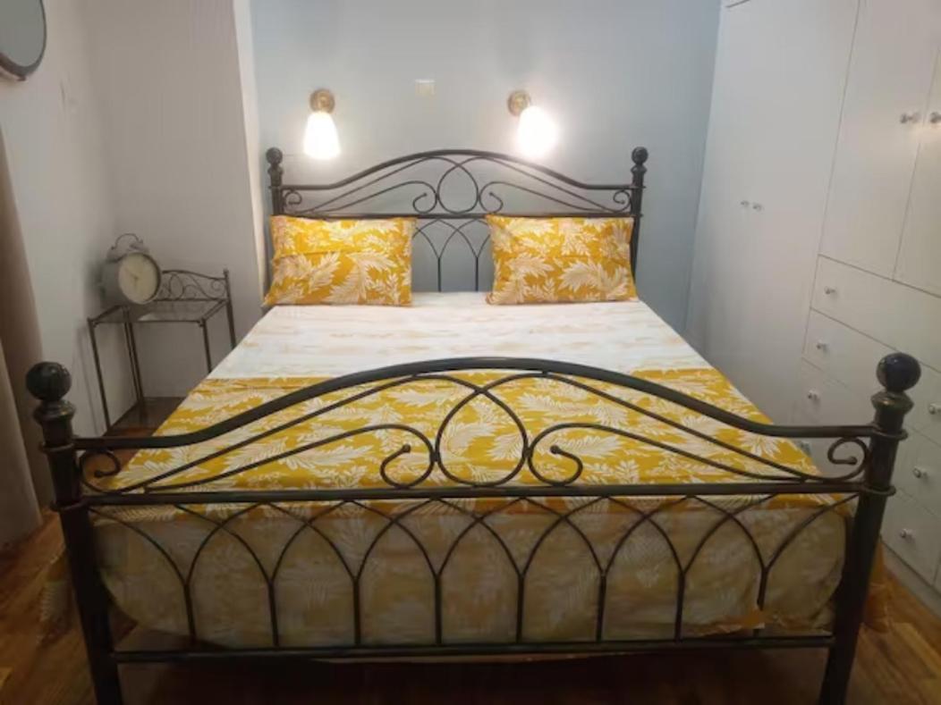 Freatida Apartment Пирея Екстериор снимка