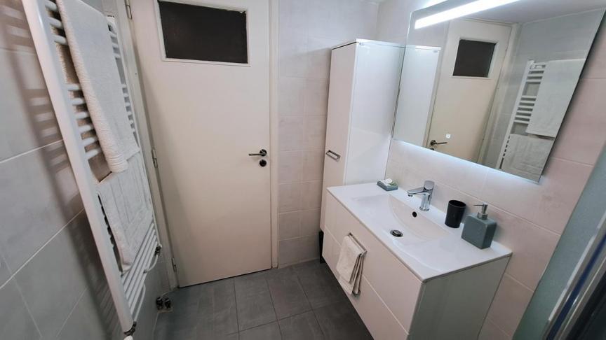 Freatida Apartment Пирея Екстериор снимка