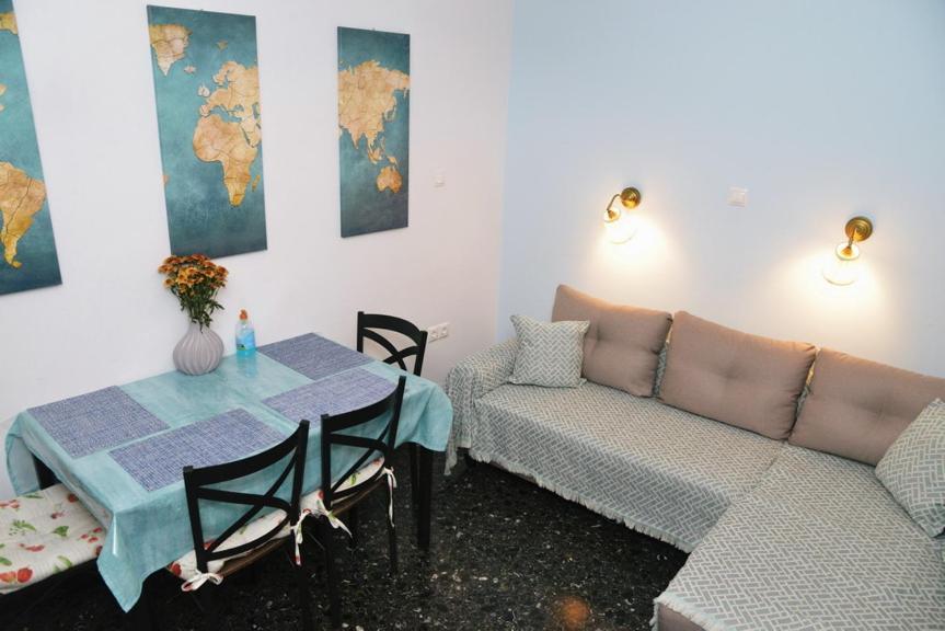 Freatida Apartment Пирея Екстериор снимка